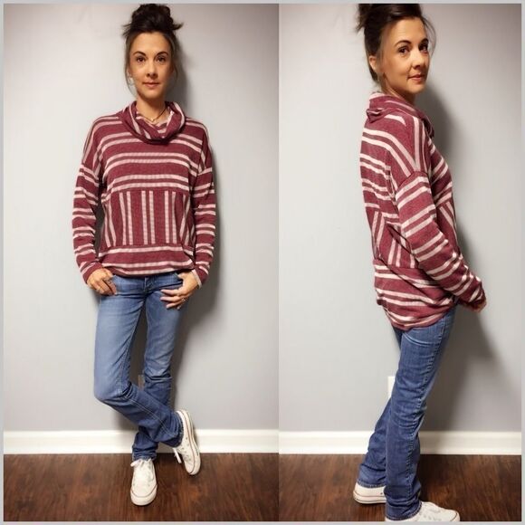 7th Ray Tops - Burgundy Striped Turtleneck Pullover Top